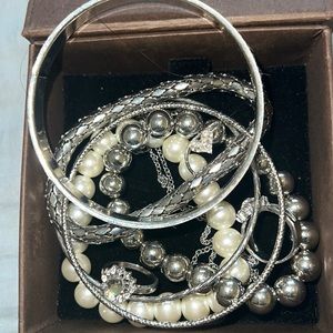 Silver jewelry set